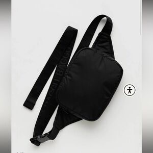 Baggu Black puffy fanny pack Belt Bag NEW